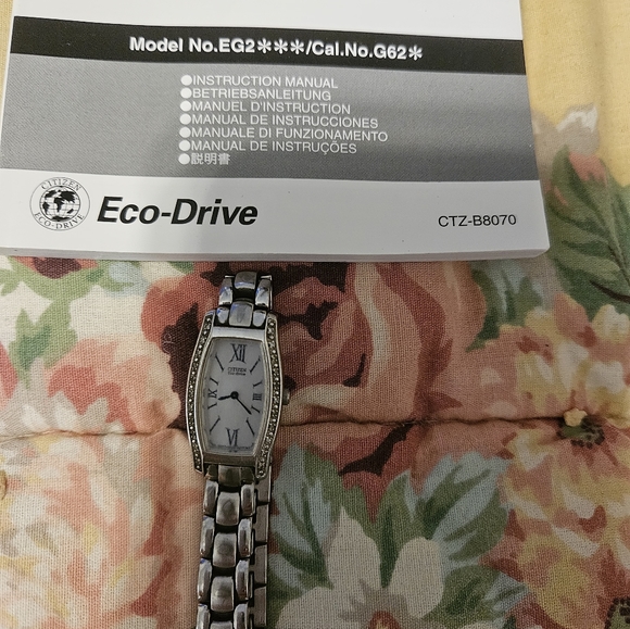 Bundle of used watches,untested.2 Citizen w/books,2 Aigner,etc. - Picture 4 of 16